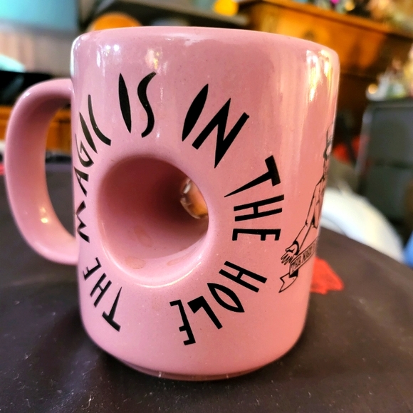 VooDoo Donuts coffee cup from Portland,  Oregon - Picture 2 of 4